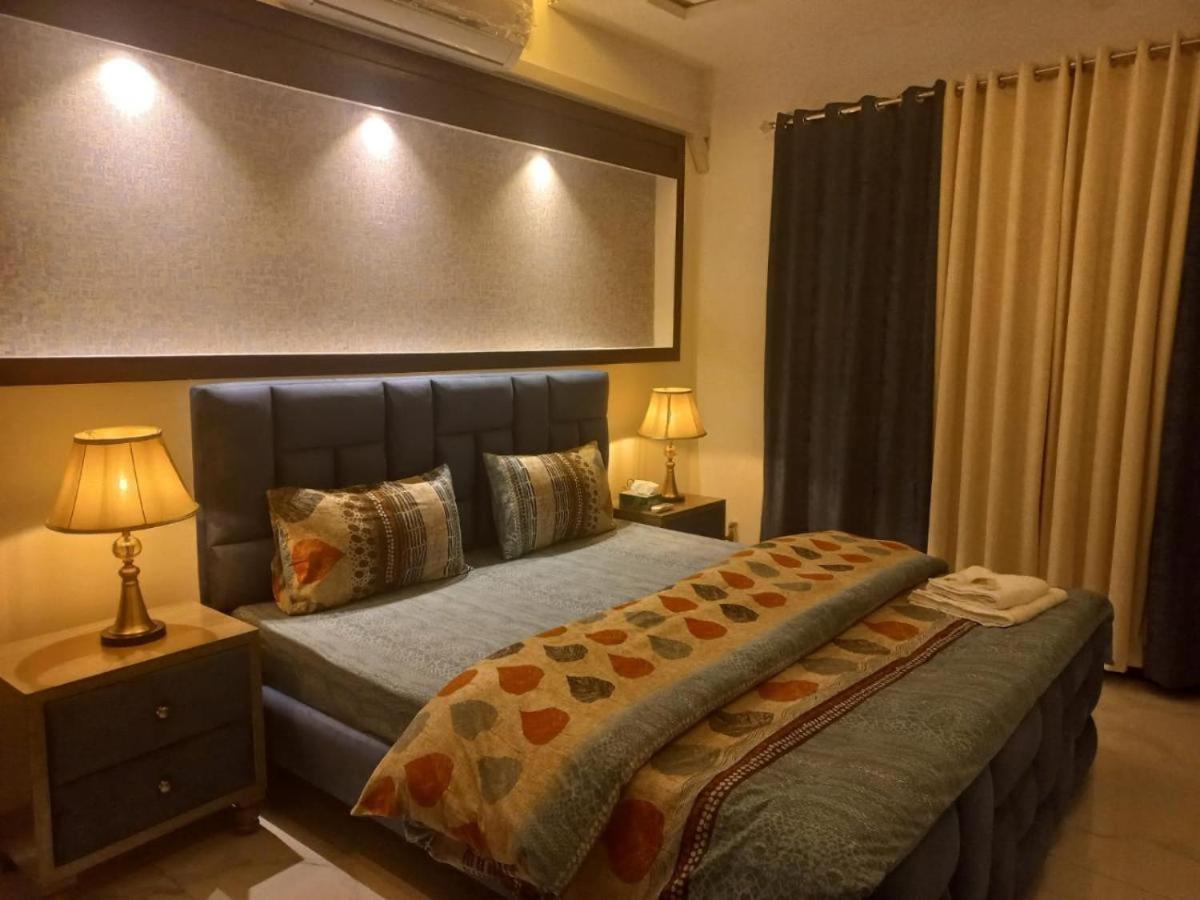 B&B Mumtaz City Islamabad Exteriör bild